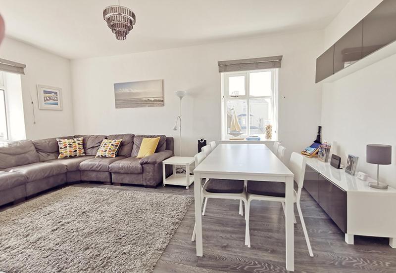 Plas Darien-3 Bed Apt- Sea Views - Sleeps 5 Trearddur Exterior foto